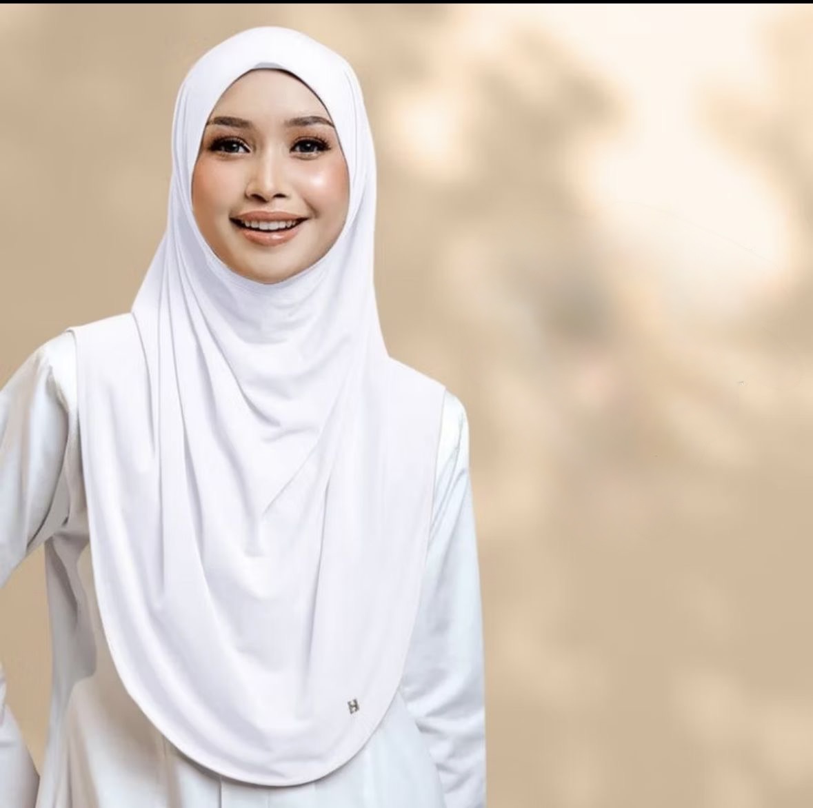 HEGIRA SO-GRACELYN in white